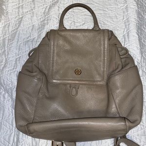 Tory Burch Landon Flap Backpack in Pebbled Leather (French Gray)